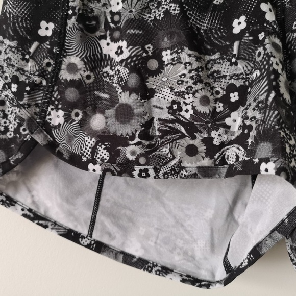 Lululemon seawheeze speed shorts size 2 - Picture 5 of 7